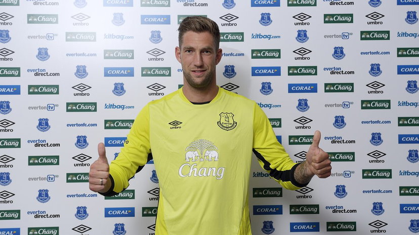 Ufficiale: Everton, preso l’ex Roma Stekelenburg preview
