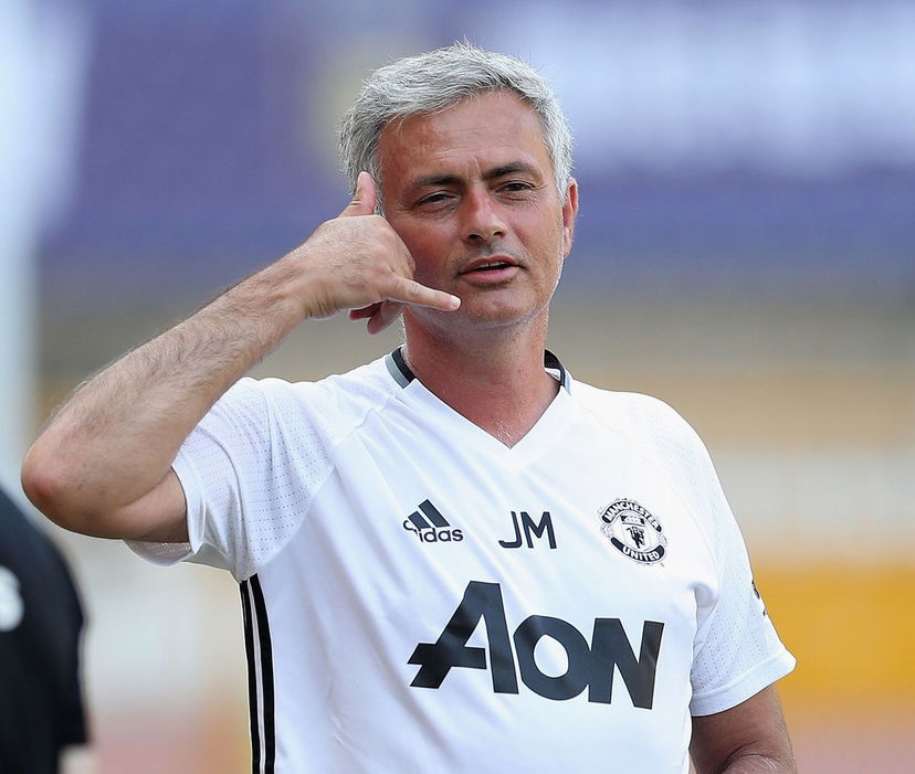 Mourinho: “Pogba? Non mi stupirei se arrivasse un altro…” preview