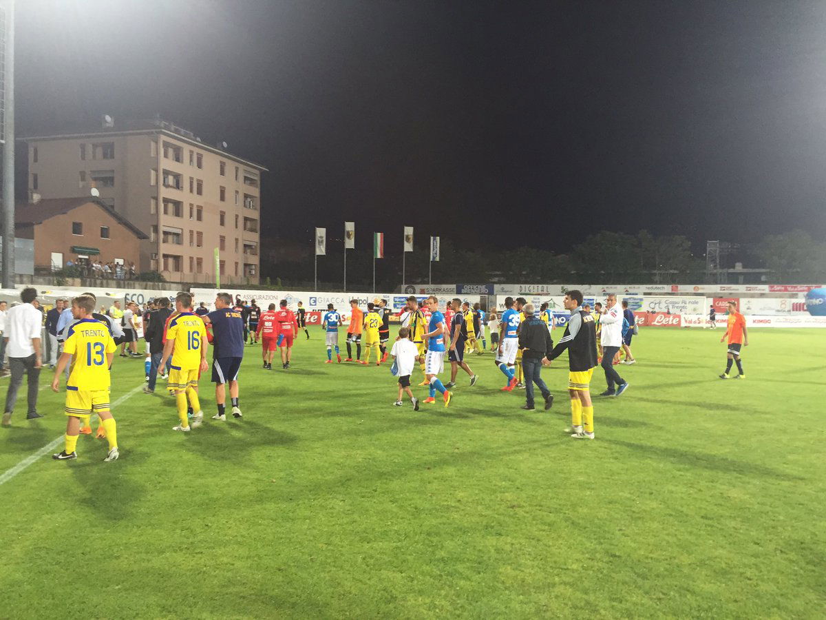 Napoli, quattro gol in amichevole al Trento. Show di Gabbiadini article-post