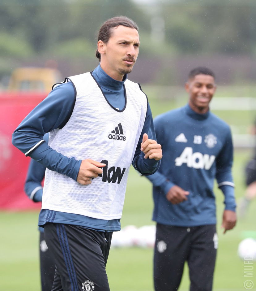Ibrahimovic: “Pogba? Qualcosa di grosso sta per succedere…” preview