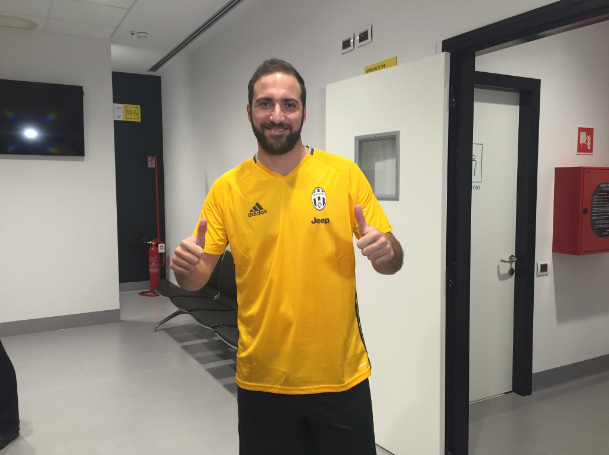 Higuain: “Juve grande club. Dybala mi ha detto…” preview