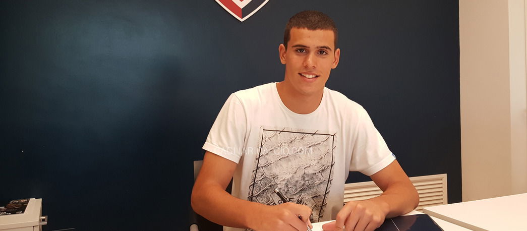 Ufficiale, Cagliari: arriva Oliveira, difensore tutto fare article-post