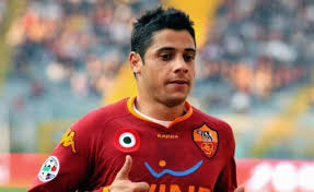 Cicinho: “Ranieri non è capace di allenare, è il peggiore che ho avuto” article-post