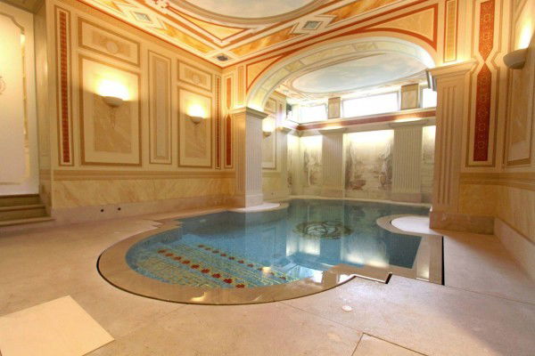 Ecco Villa Higuain nel centro di Torino, residenza da mille e una notte article-post