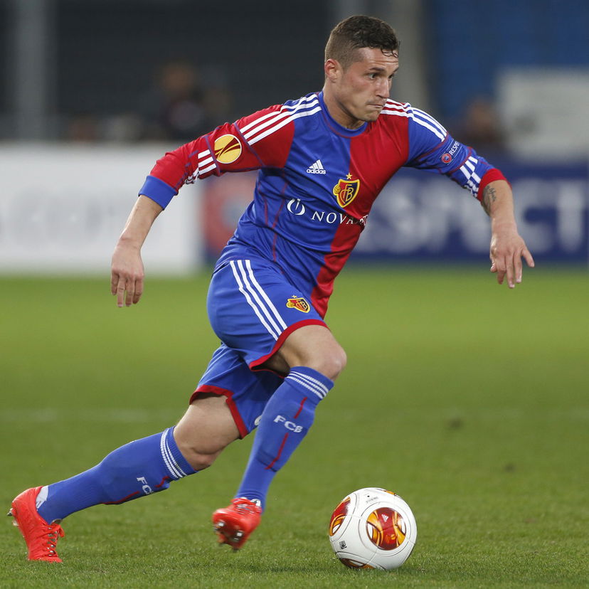 Ufficiale: Basilea, Taulant Xhaka ha rinnovato preview