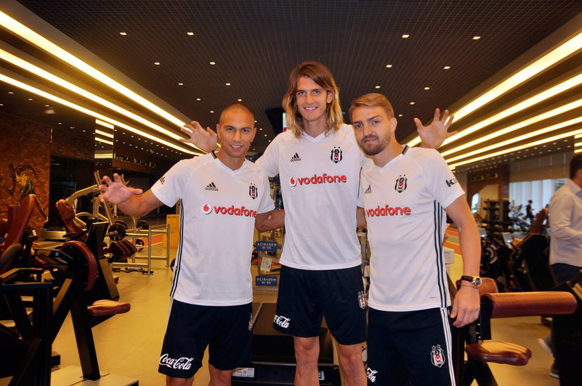 Ufficiale: Tripletta Besiktas. Ecco Erkin, Inler e Nukan preview