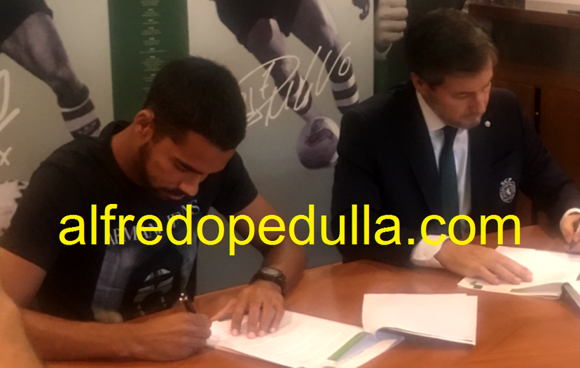 Delgado-Sporting Lisbona, ecco la foto esclusiva della firma preview