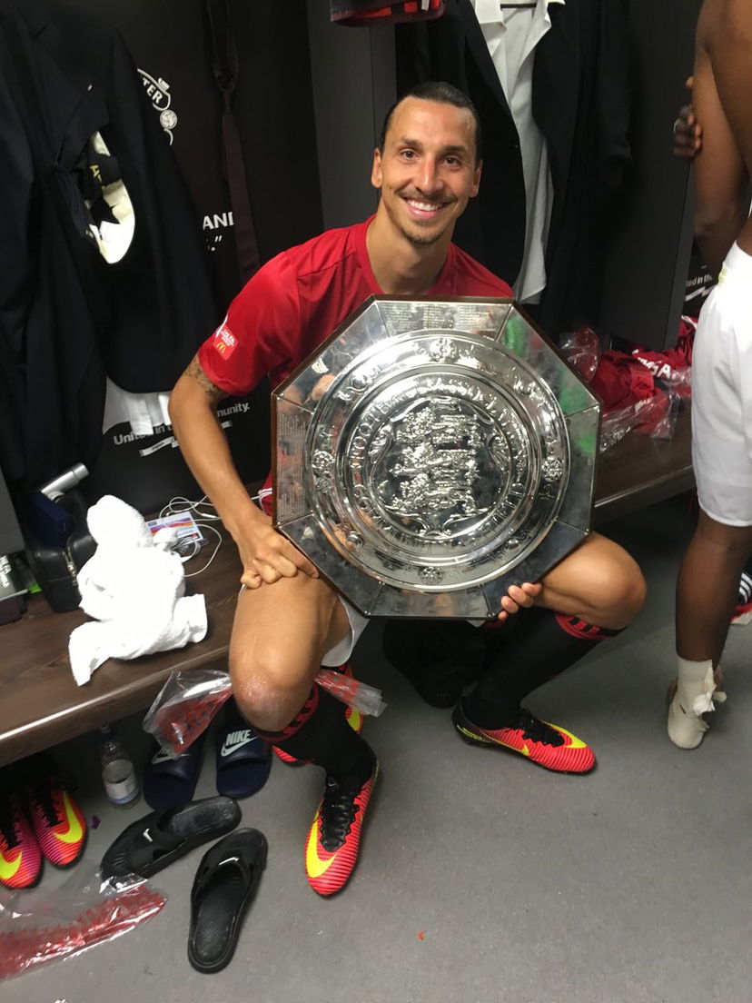 Ibra: “Felicissimo per il mio 31° trofeo. Manchester Utd? Lo paragono solo al Milan” preview