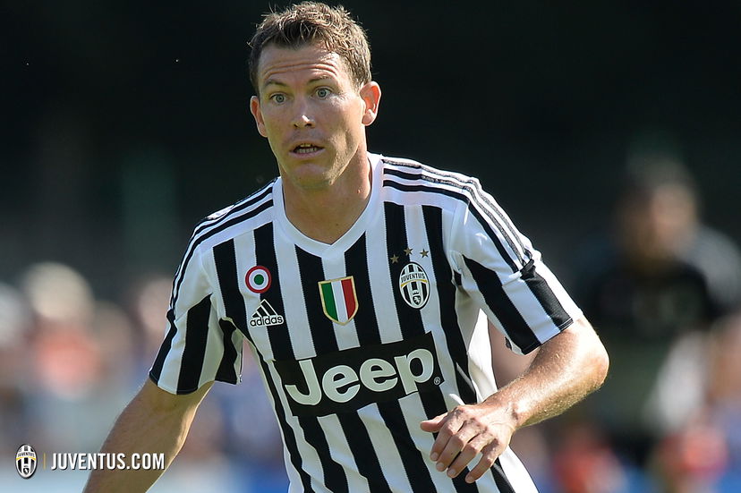 Lichtsteiner: “La situazione attuale non fa per me” preview