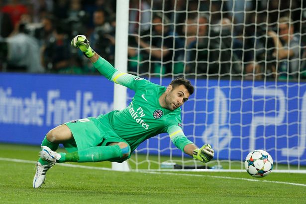 Dalla Francia: niente ritorno in Italia per Sirigu, Liga o Premier nel futuro preview