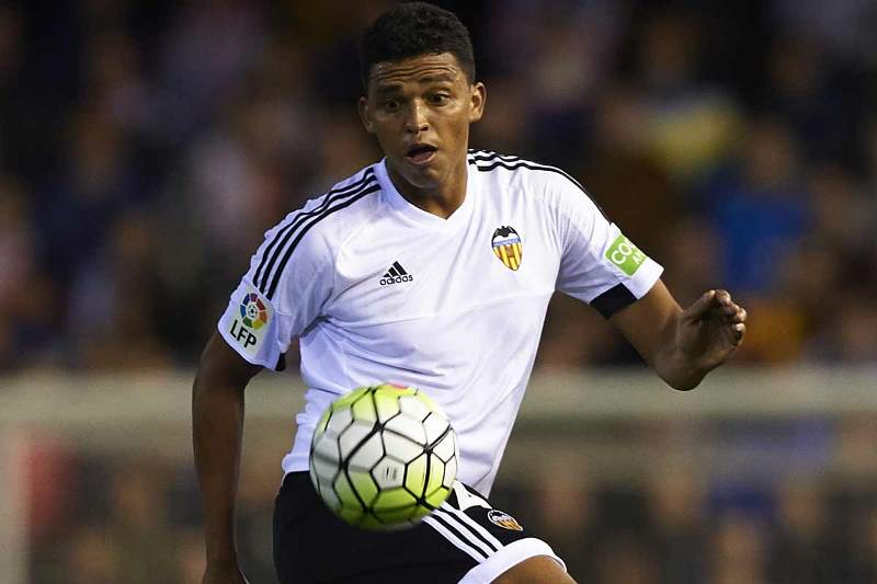 Valencia: Aderlan Santos nel mirino dell’Olympiacos preview