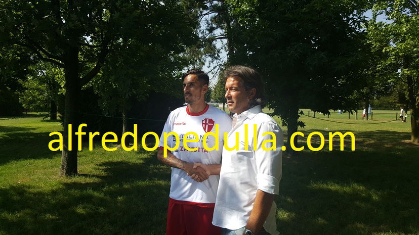 Alfageme-Padova, ecco la foto dopo la firma preview