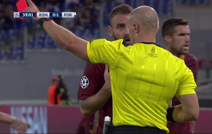 De Rossi, nervi sempre a fior di pelle: 14ª espulsione in carriera article-post