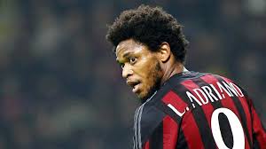 Milan, Luiz Adriano cambia ancora numero preview