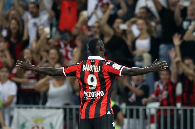 Doppietta e primato in classifica: per Balotelli a Nizza un esordio da incorniciare article-post