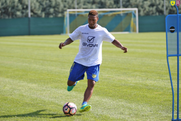 De Guzman: “Voglio tornare ai miei livelli con il Chievo. La scelta del numero 1…” preview