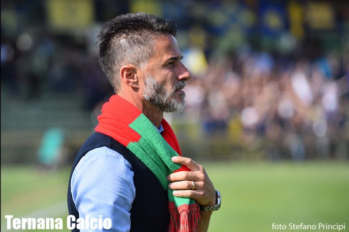 Carbone annuncia: “Ternana, mi dimetto”. E ora… preview
