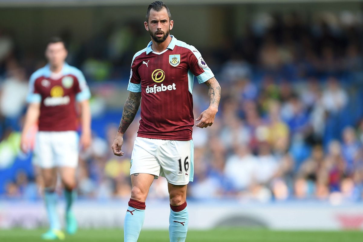 Ufficiale: Burnley-Defour, avanti fino al 2020 article-post