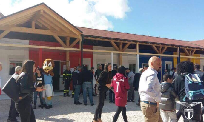 La Lazio regala un sorriso: i biancocelesti fanno visita ai terremotati, presente anche Lotito preview