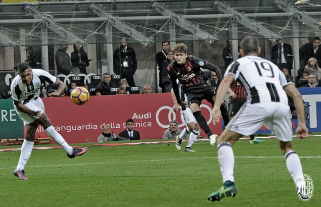 Locatelli: “Il gol alla Juve? Fino a poco prima ‘usavo’ Buffon alla Playstation” preview