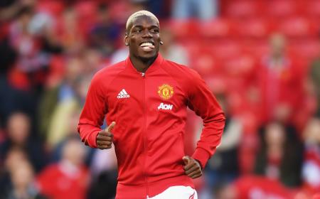 MANCHESTER, ENGLAND - AUGUST 19: Paul Pogba of Manchester United warms up prior to the Premier League match between Manchester United and Southampton at Old Trafford on August 19, 2016 in Manchester, England. (Photo by Michael Regan/Getty Images)