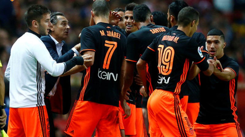 Valencia, vittoria a sfondo viola a Gijon: doppio Mario Suarez per il debutto di Prandelli article-post