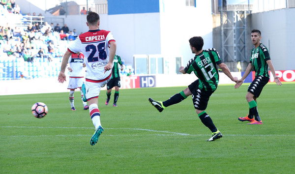 SENSI, LA PRIMA GIOIA ALLA LARGA DAI PARAGONI preview