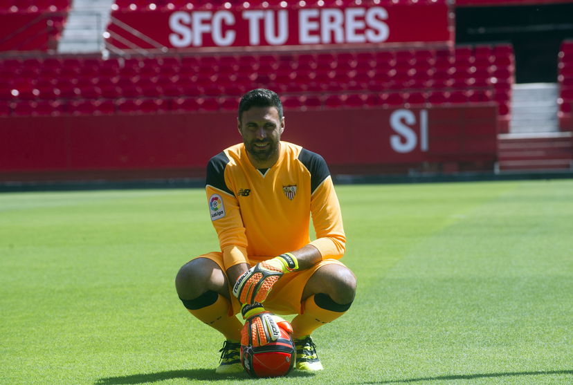 Dalla Spagna: Sirigu non vuole lasciare Siviglia. Con Sampaoli… preview