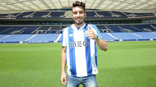 Telles: “Con la Roma è stata dura, al Porto sto facendo bene. Maglia azzurra? Mi sento italiano” preview