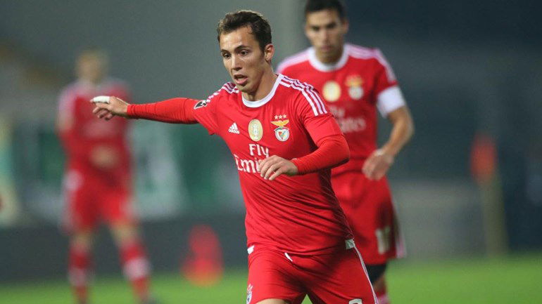 Dall’Inghilterra: Manchester United pronto a fare follie per Grimaldo article-post