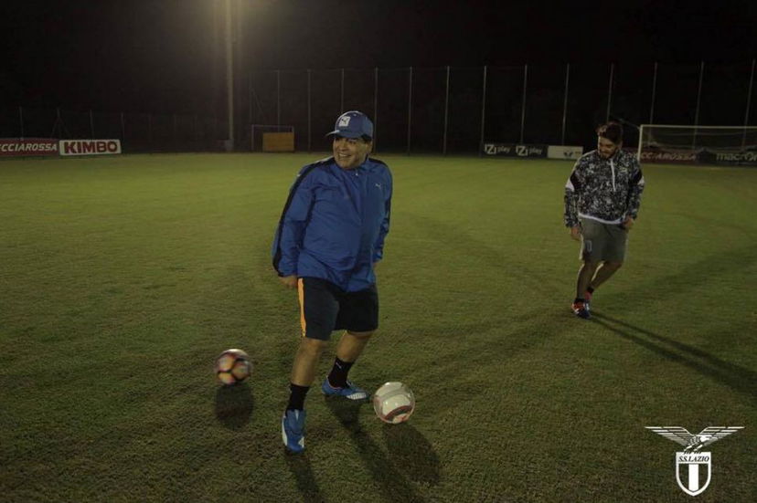 Maradona si allena a Formello: “Lazio, grande accoglienza. Papa Francesco mi ha riavvicinato alla fede” preview
