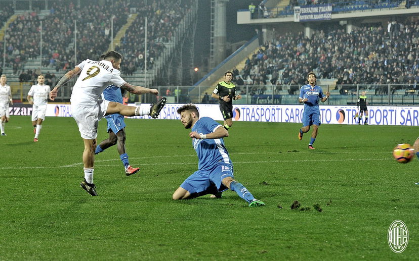 Lapadula: “Contento per i gol e per la vittoria. Non mi sono mai sentito una riserva. E Bacca…” preview