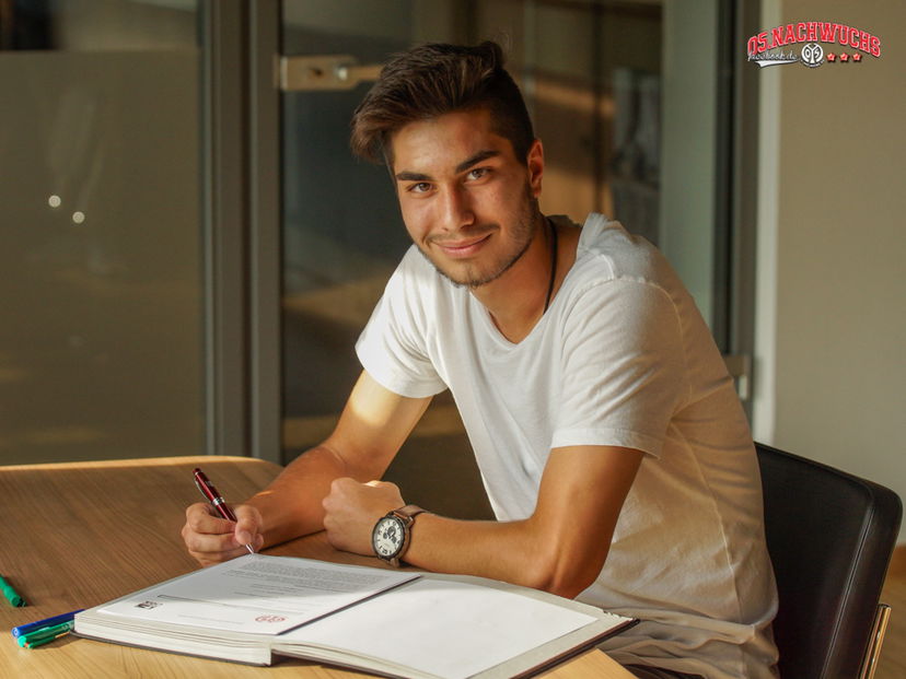 Ufficiale: Mainz, rinnovo fino al 2021 per Serdar preview
