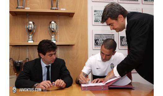 Ufficiale: Juventus, blindato Bonucci fino al 2021 preview