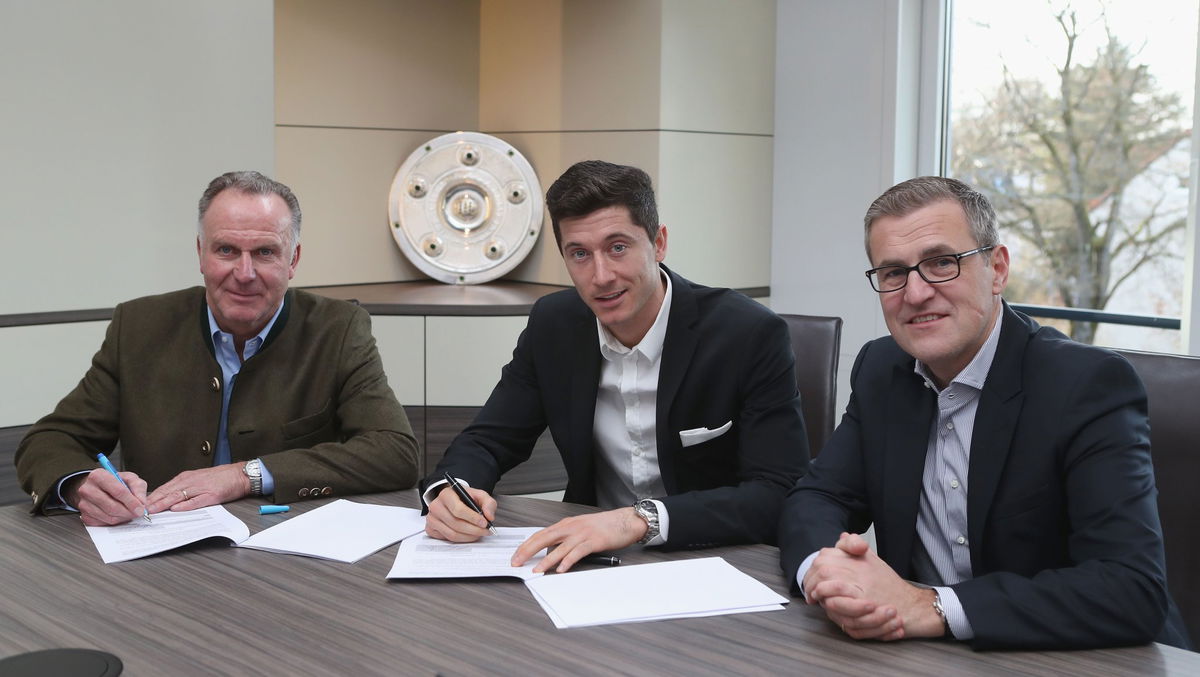 Ufficiale: Bayern Monaco, rinnovo fino al 2021 per Lewandowski article-post
