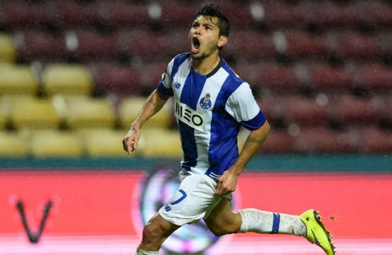 VELOCITÀ, TECNICA E DRIBBLING UBRIACANTI: JESUS CORONA, LA FRECCIA MESSICANA DEL PORTO preview