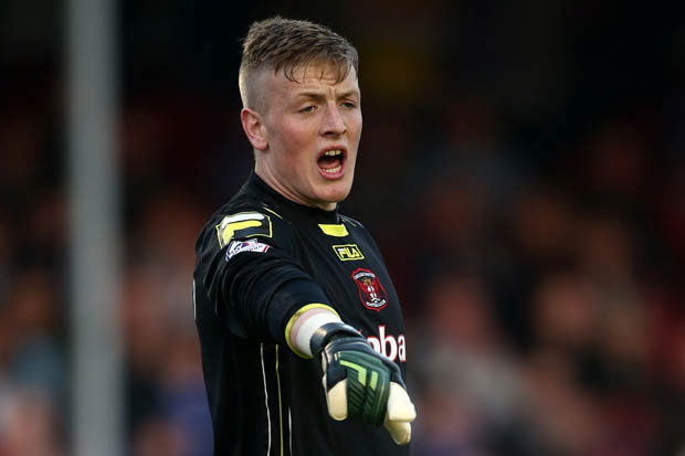 Dall’Inghilterra: Arsenal, per il dopo Cech fari puntati su Pickford preview