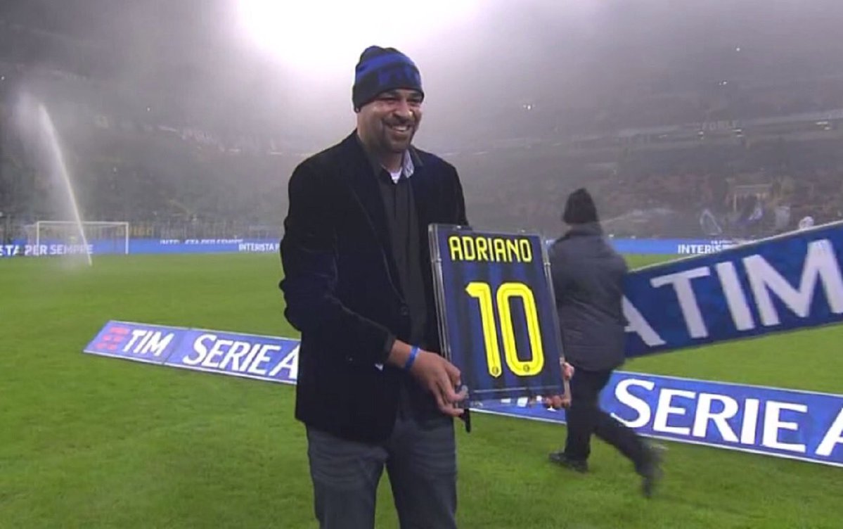 Adriano presente a San Siro: “Mi son tornati in mente i tempi in cui ero un giocatore vero” article-post