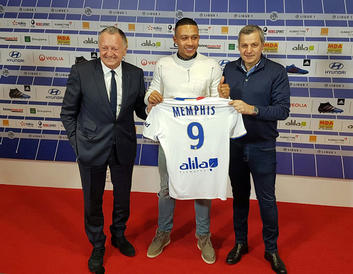 Depay: “Felice di aver scelto il Lione, ora voglio dimostrare il mio valore. Allo United…” article-post