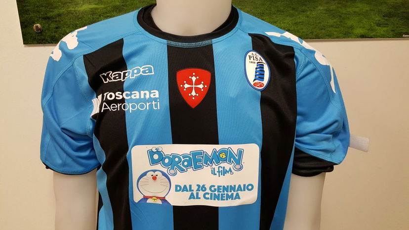 Il Pisa in campo con un amico speciale: il gatto Doraemon preview