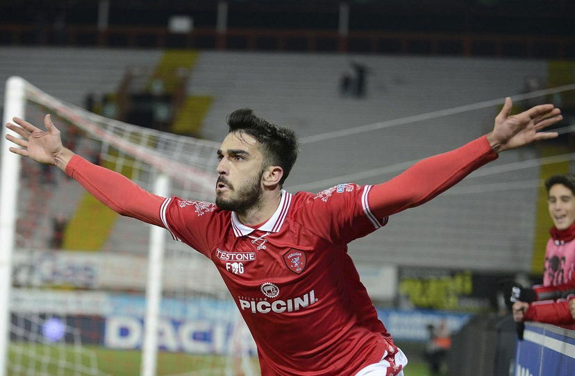 Ora è anche ufficiale: Perugia, dal Crotone torna Fazzi preview