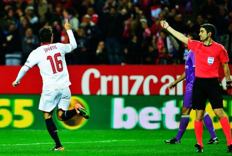 Jovetic, esordio da sogno: gol al Real dopo 8 minuti dall’ingresso in campo preview