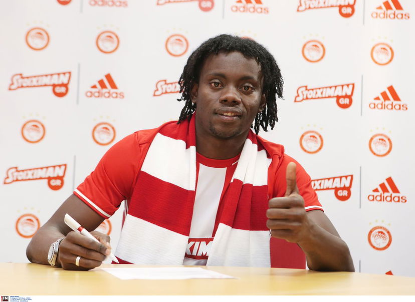 Ufficiale: Watford, Paredes in prestito all’Olympiacos preview