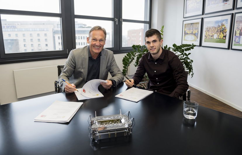 Ufficiale: Borussia Dortmund, rinnovo fino al 2020 per il talento Pulisic preview