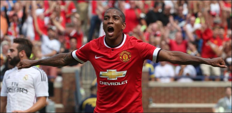 Dall’Inghilterra: Manchester United, sirene cinesi per Ashley Young article-post