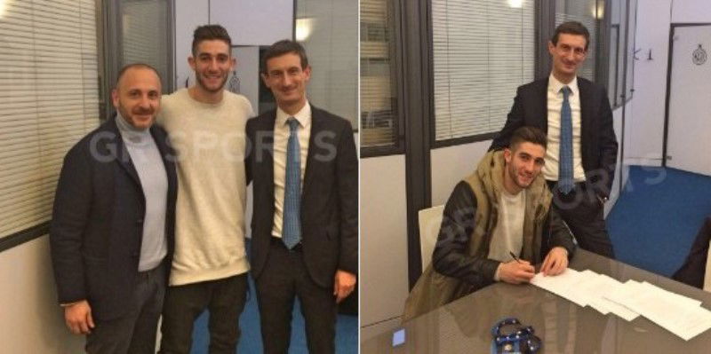 Gagliardini-Inter, ecco la foto della firma preview