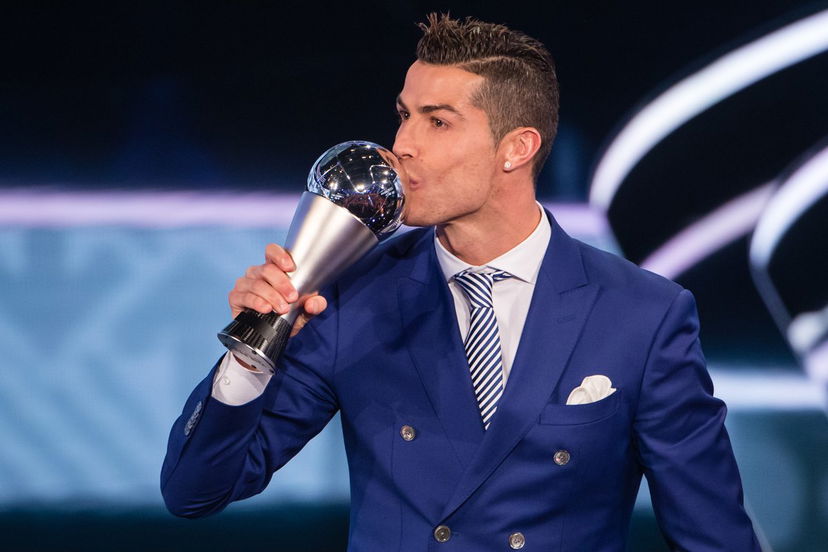 Ronaldo pigliatutto: dopo il Pallone d’Oro, vince anche il The Best Fifa Men’s Player preview