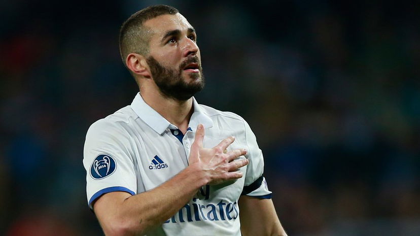 As: Benzema non si muove, il Real Madrid pronto a blindarlo preview
