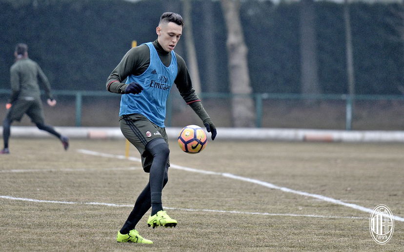 Milan, primo allenamento in rossonero per Ocampos preview