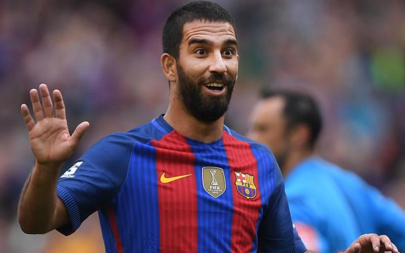 Arda Turan Barcellona 16-17 Foto Koracom